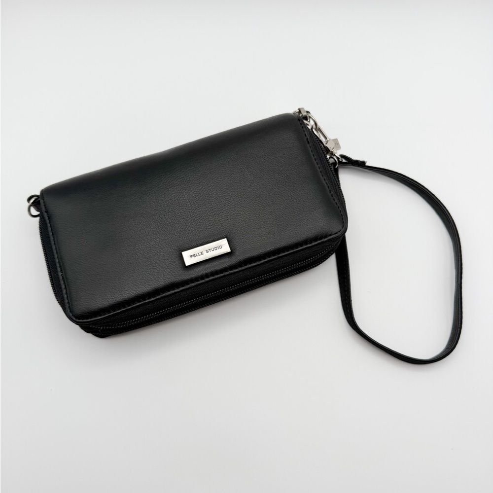Pelle Studio by Wilson’s Leather Black Leather Women's Wallet/Crossbody Bag NWOT